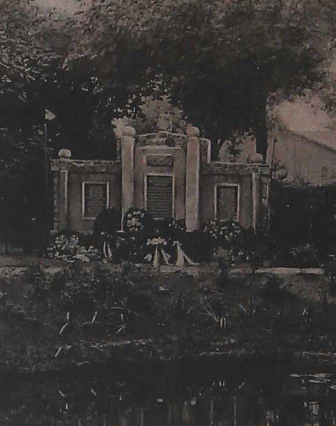 Ehrenmal Bild aus dem Heimatbuch