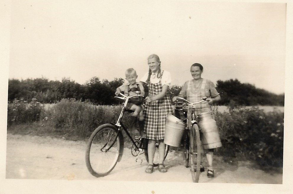 Hildegard Thöm und Christine Büßen beim Schulland Rtg Puls