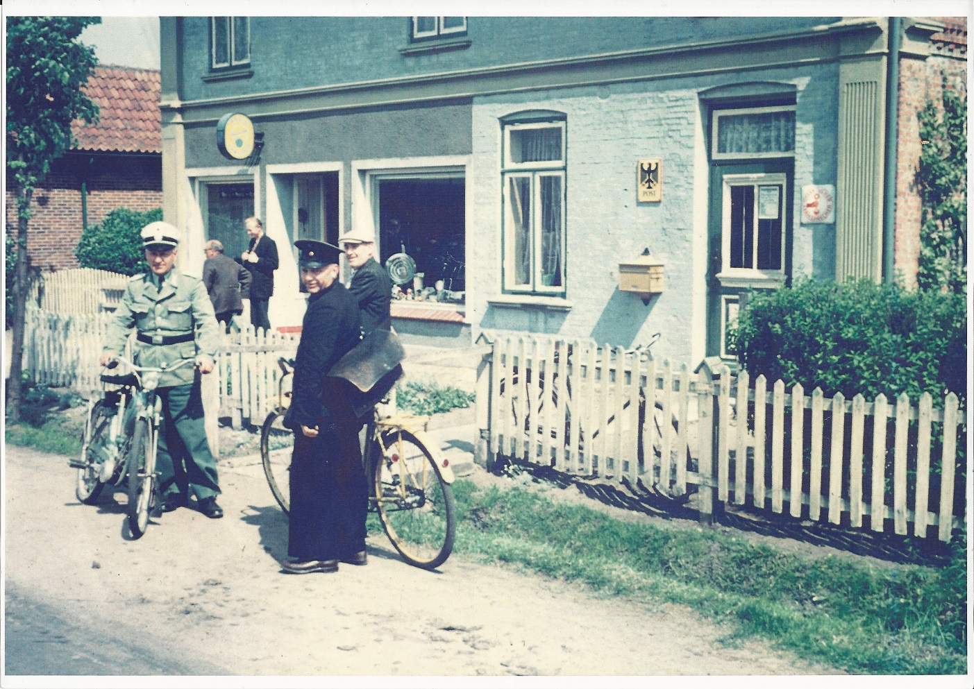 Steinbergstrasse 1 Postbote Lütje